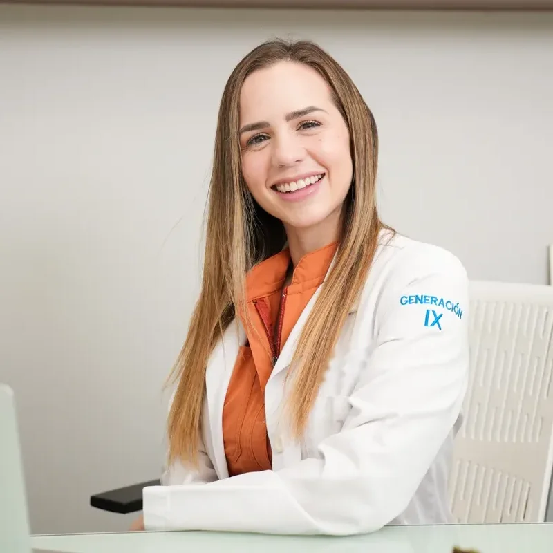 Marián Avendaño, nutrióloga clínica y bariátrica, en su consultorio en Monterrey